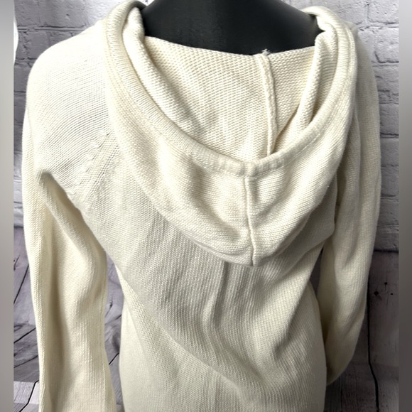 ROXY womens small creamy white cable knit hooded sweater - Picture 6 of 6